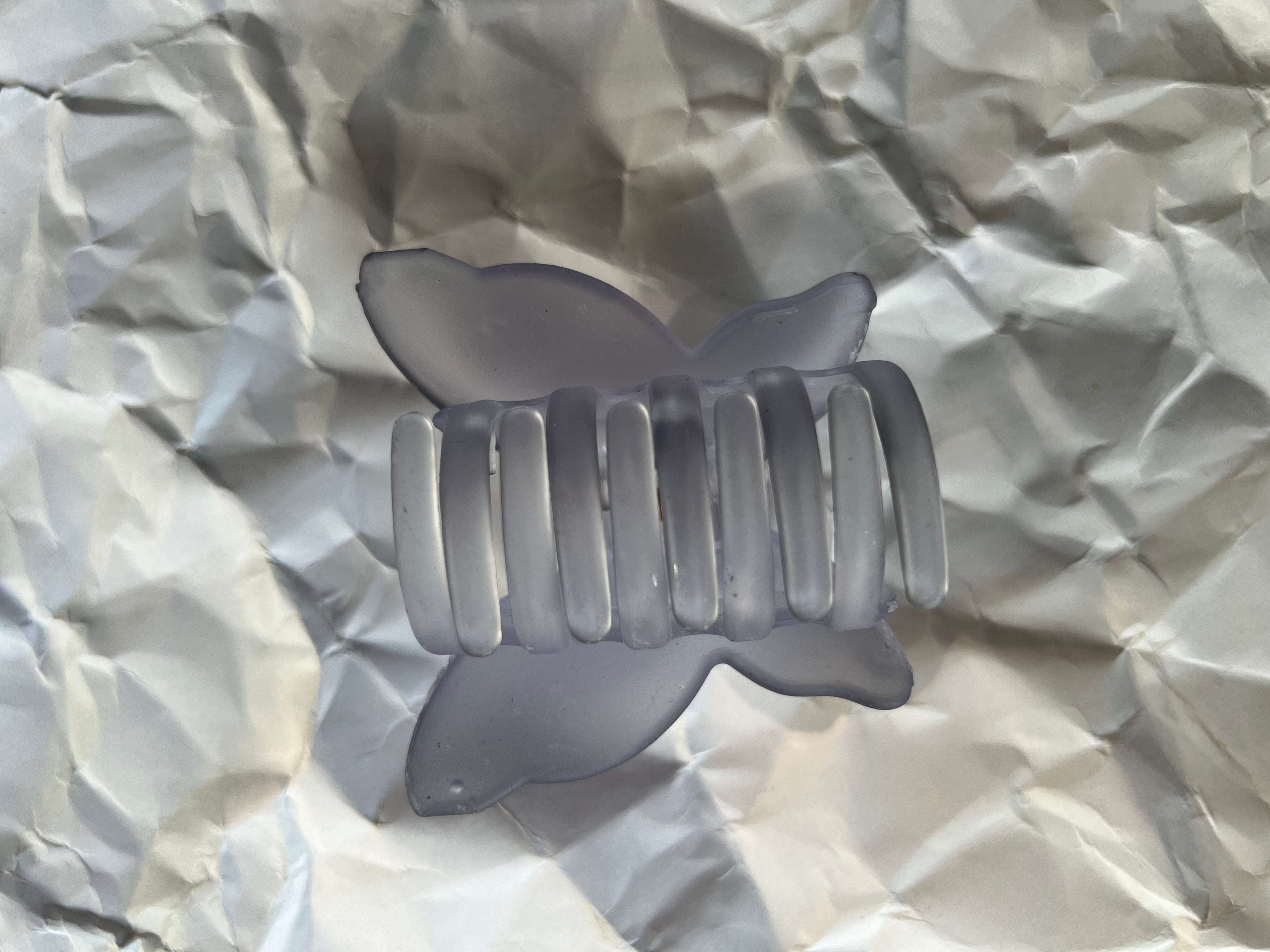 Large transparent matte butterfly hair clutches