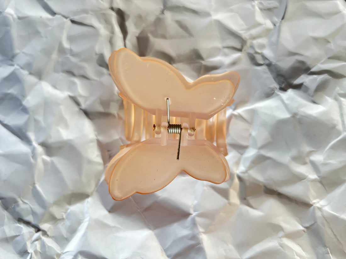 Large transparent matte butterfly hair clutches