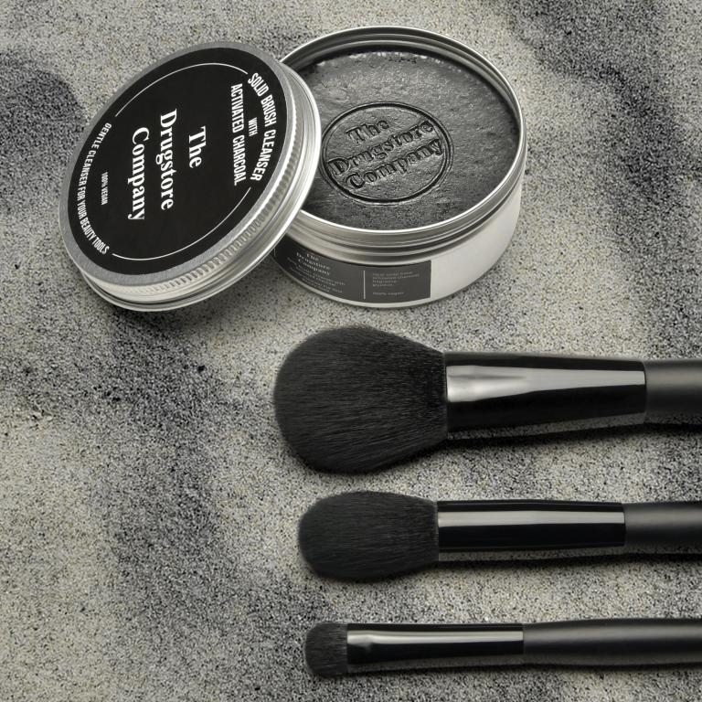 Solid Charcoal Brush Cleanser